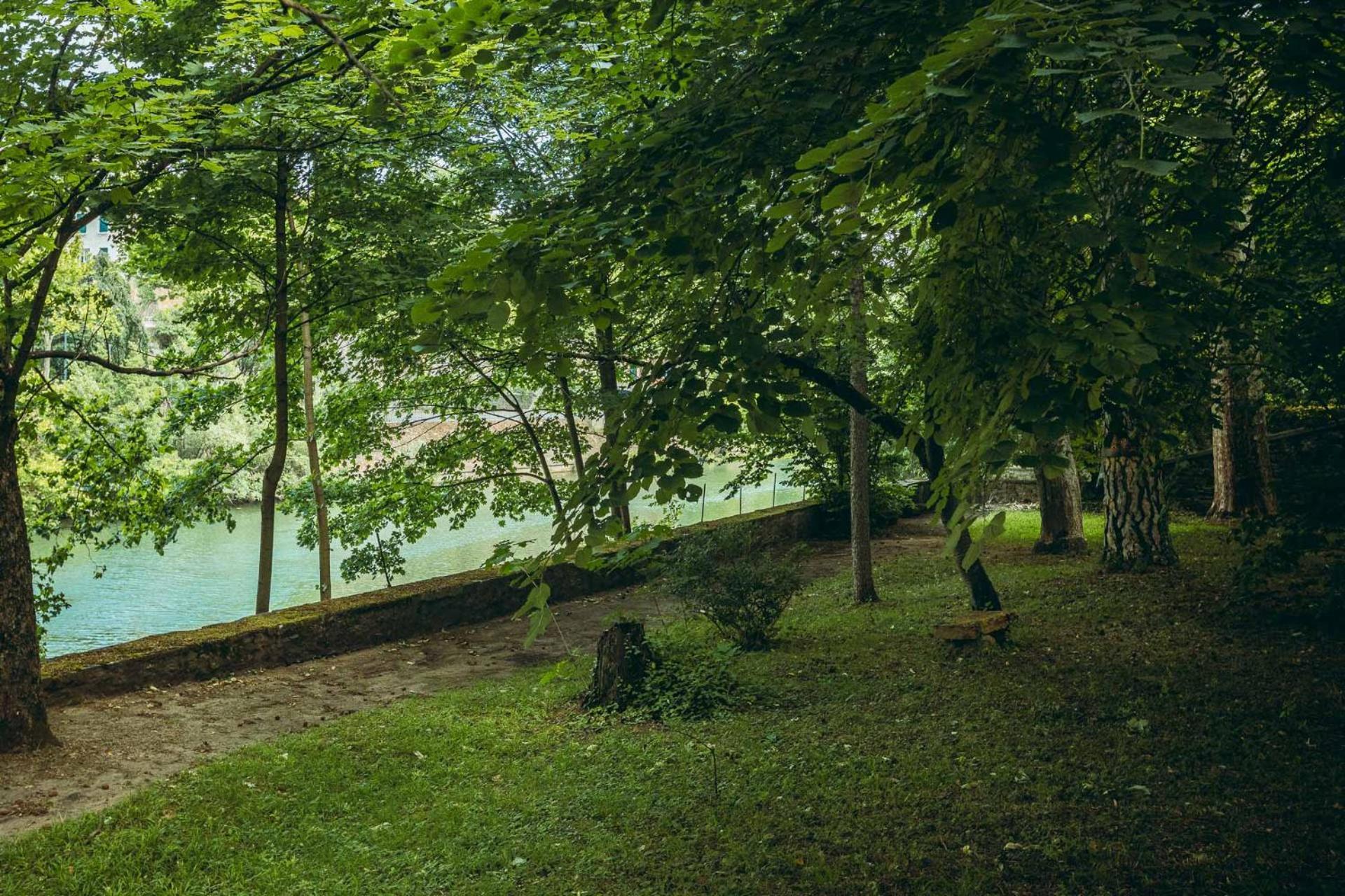 Les Suites De L'Ile Barbe 里昂 外观 照片